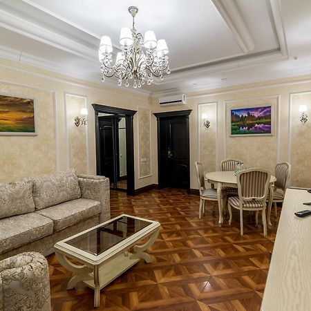 Krts Korona Hotel Sudilovichi Exterior foto